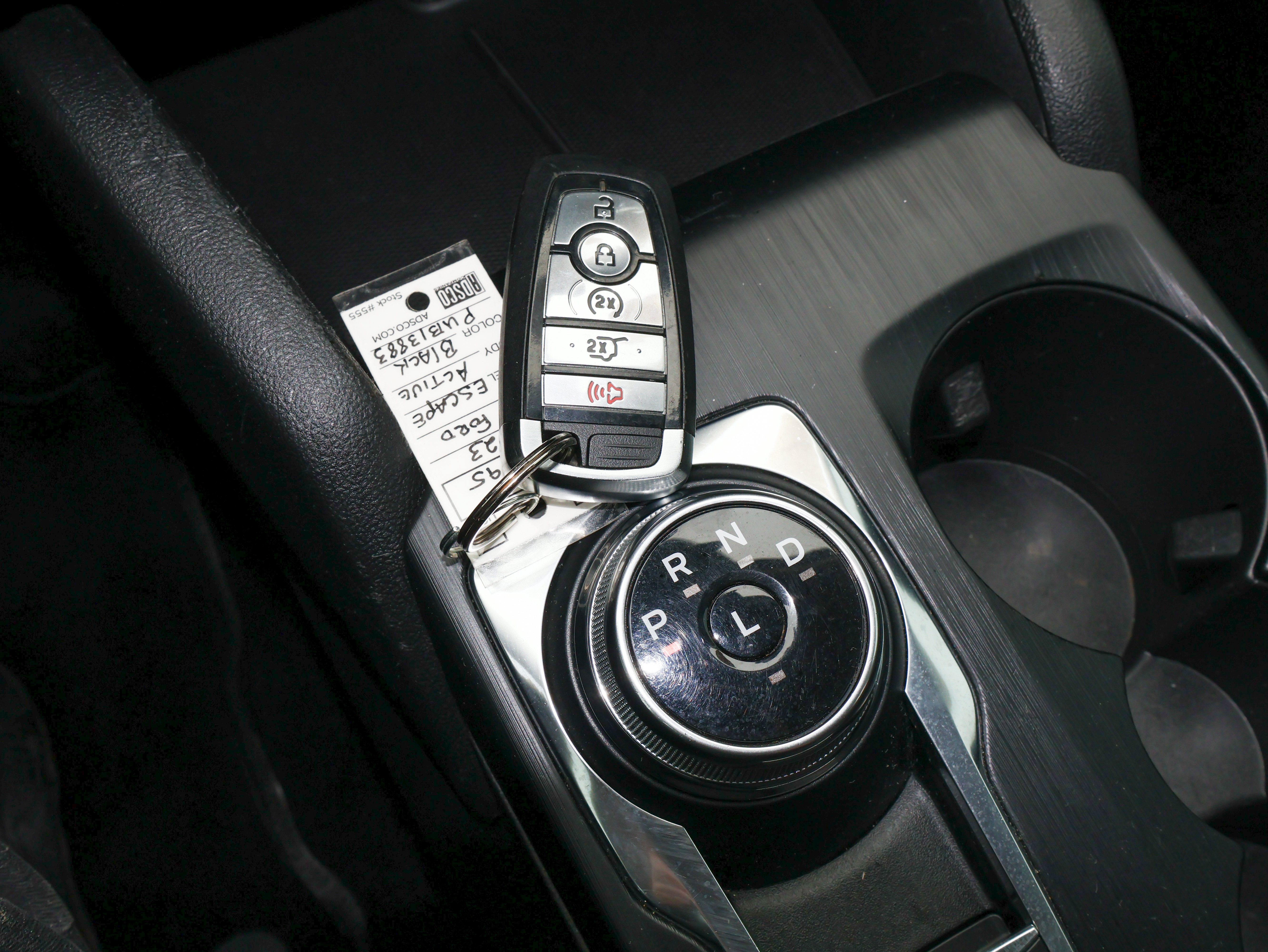 Used 2023 Ford Escape Active AWD/4WD image 23