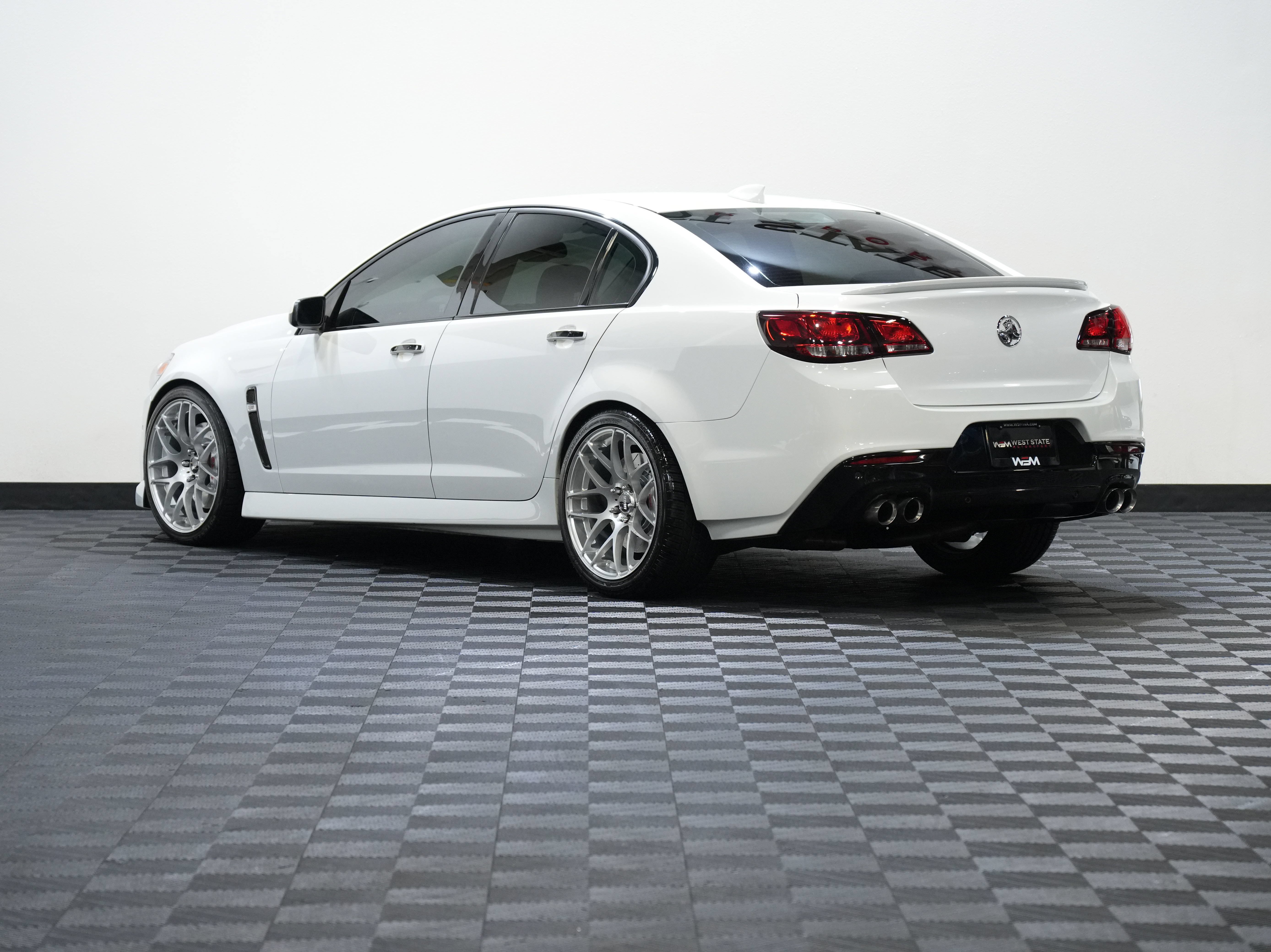 Used 2015 Chevrolet SS RWD image 8