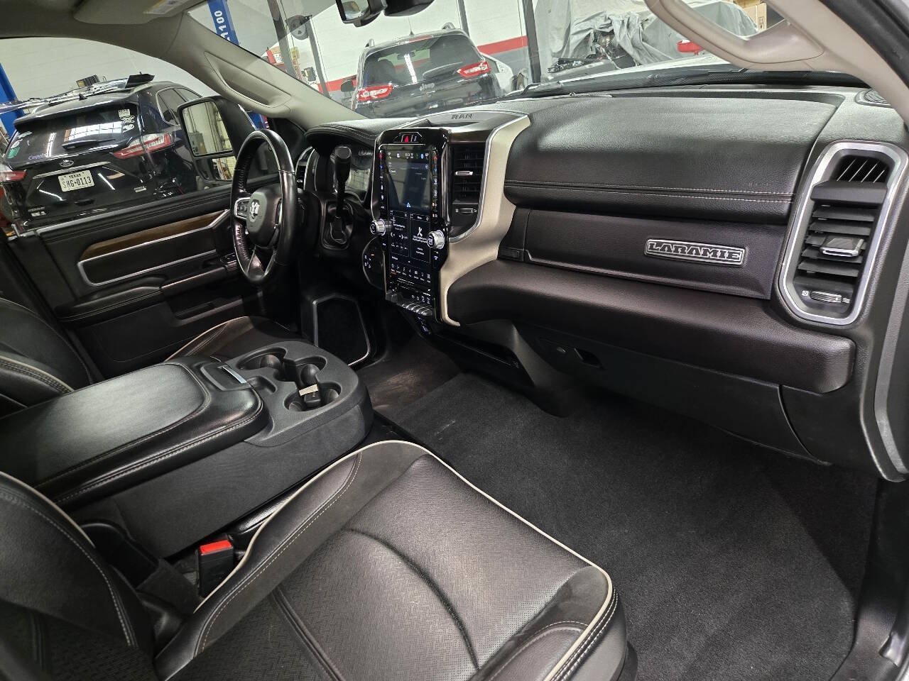 Used 2023 RAM 2500 Laramie AWD/4WD image 26