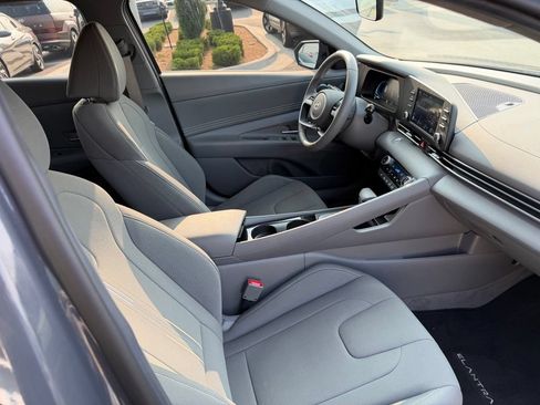 Used 2026 Hyundai Elantra SEL Sport Premium FWD image 14