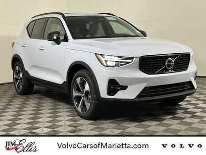 New 2026 Volvo XC40 B5 Plus w/ Protection Package Premier