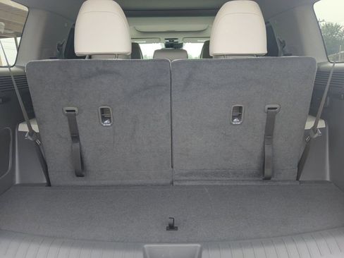 Used 2025 Hyundai Santa Fe Limited FWD image 16