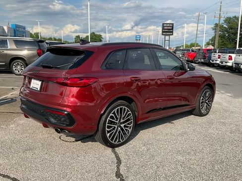 Used 2025 Audi SQ5 Prestige AWD/4WD image 28