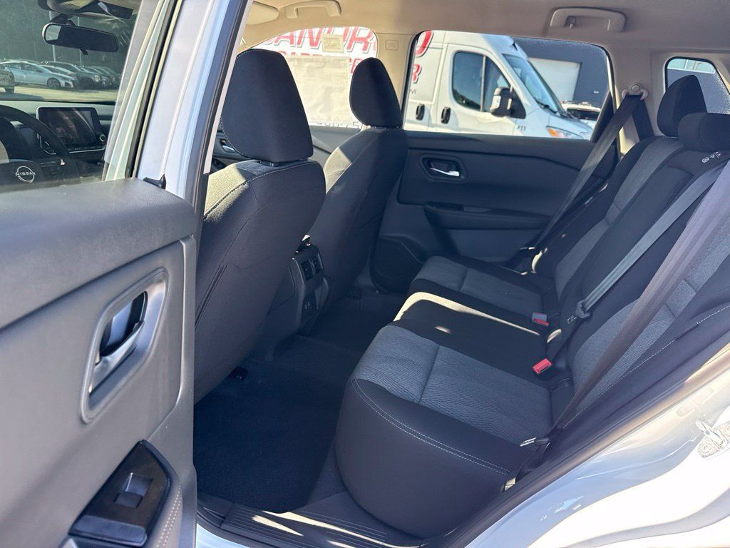 New 2026 Nissan Rogue SV AWD/4WD image 14