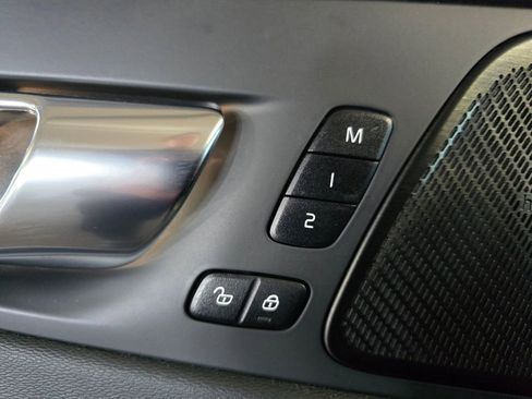 Certified 2023 Volvo C40 P8 Recharge Ultimate w/ Protection Package Premier image 56