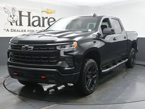 New 2026 Chevrolet Silverado 1500 LT Trail Boss w/ LPO, Dark Essentials Package AWD/4WD image 12