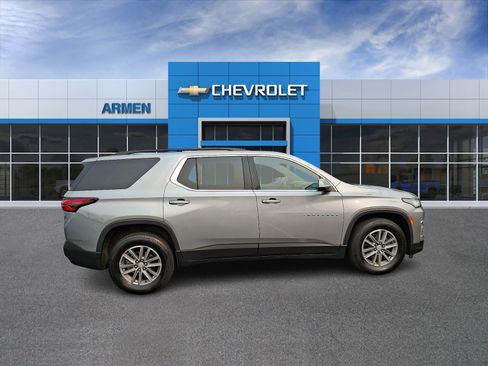 Certified 2023 Chevrolet Traverse LT w/ Rear Camera Mirror Package AWD/4WD image 8