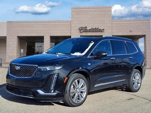 Used 2024 Cadillac XT6 Premium Luxury image 1