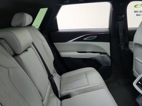 Used 2024 Cadillac Lyriq Luxury AWD/4WD image 26