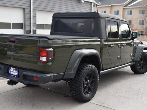 Used 2023 Jeep Gladiator Sport image 5