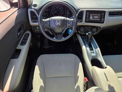 Certified 2022 Honda HR-V LX image 15