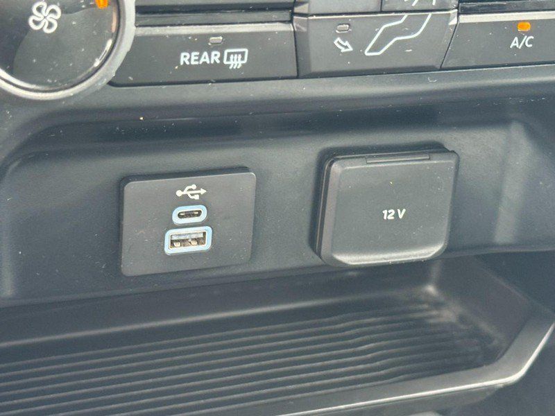 Used 2025 Ford F350 XLT AWD/4WD image 19
