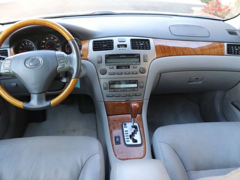 Used 2006 Lexus ES 330 FWD image 19