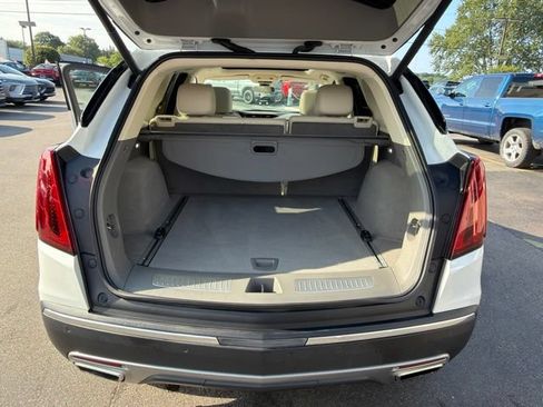 Used 2025 Cadillac XT5 Premium Luxury AWD/4WD image 24