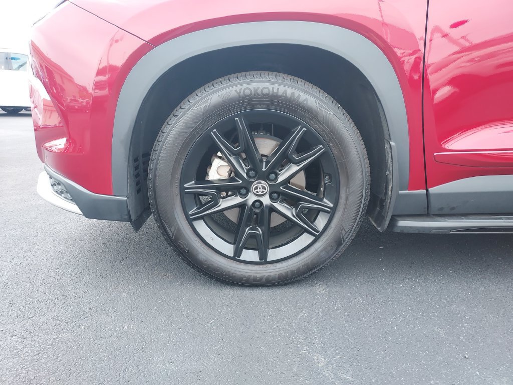 Used 2025 Toyota Grand Highlander AWD Hybrid image 10