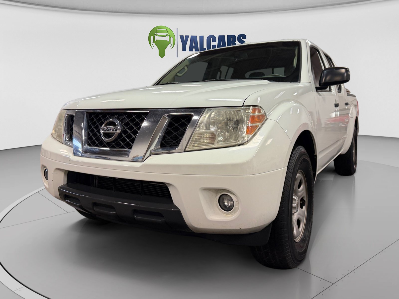Used 2017 Nissan Frontier SV w/ SV Value Truck Package RWD image 9