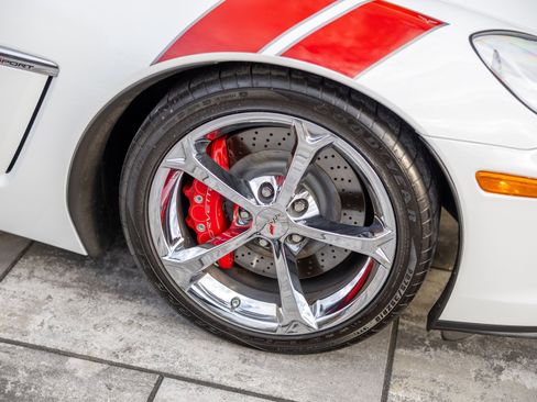 Used 2012 Chevrolet Corvette Grand Sport w/ 3LT Preferred Equipment Group image 22