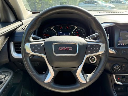 Used 2024 GMC Terrain SLE AWD/4WD image 23