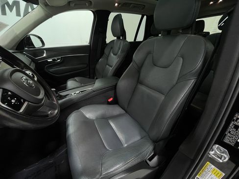 Used 2020 Volvo XC90 T6 Momentum image 15