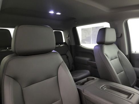 Certified 2021 GMC Sierra 1500 SLT image 40