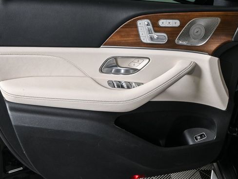 Used 2022 Mercedes-Benz GLS 450 4MATIC image 6