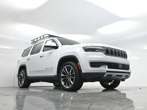 Used 2022 Jeep Wagoneer Series III w/ Premium Group I image 63