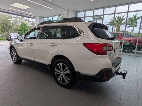 Used 2018 Subaru Outback 2.5i Limited image 8