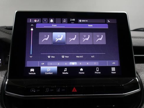 Used 2023 Jeep Compass Latitude image 28