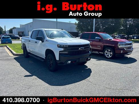 Used 2021 Chevrolet Silverado 1500 LT Trail Boss w/ Convenience Package II AWD/4WD image 1