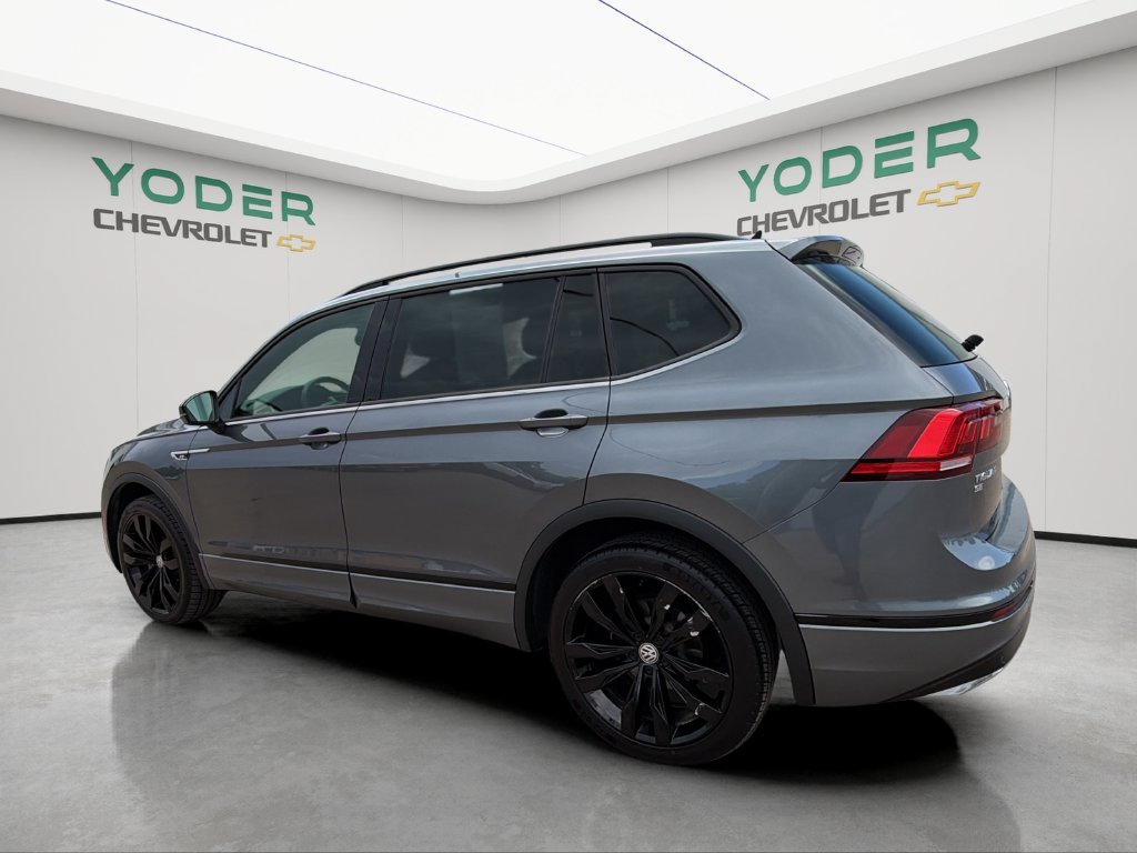 Used 2021 Volkswagen Tiguan SE R-Line AWD/4WD image 9