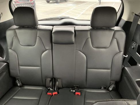 Used 2023 Kia Telluride S image 33