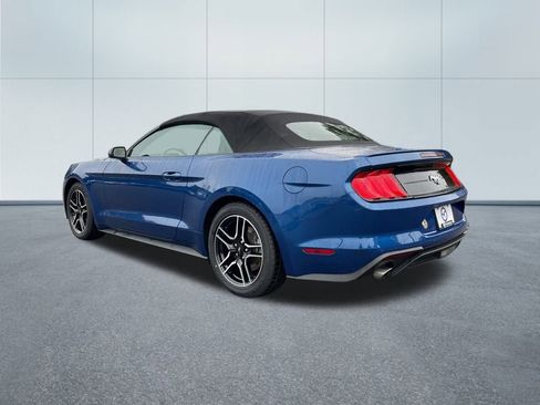 Used 2023 Ford Mustang Premium image 7