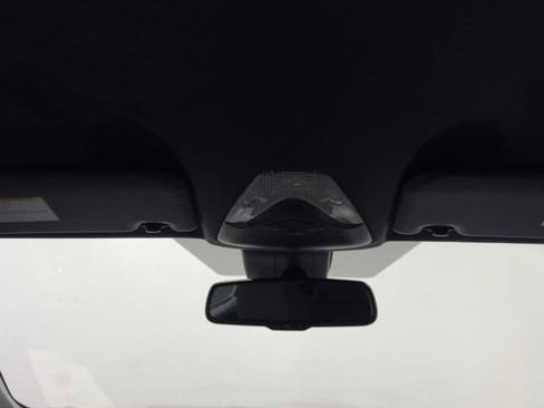 Used 2019 Toyota C-HR LE FWD image 18