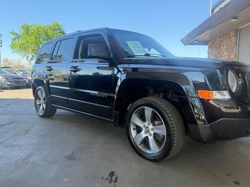 Used 2016 Jeep Patriot High Altitude image 29