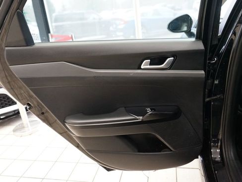 Used 2021 Kia K5 LXS image 44