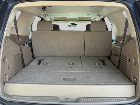 Used 2020 Chevrolet Tahoe LT RWD image 10