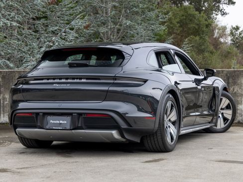 Certified 2023 Porsche Taycan 4 Cross Turismo image 11