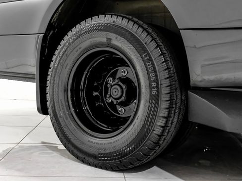 Used 2024 Mercedes-Benz Sprinter 3500 image 44