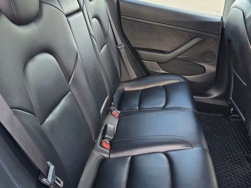 Used 2021 Tesla Model 3 Standard Range Plus image 38