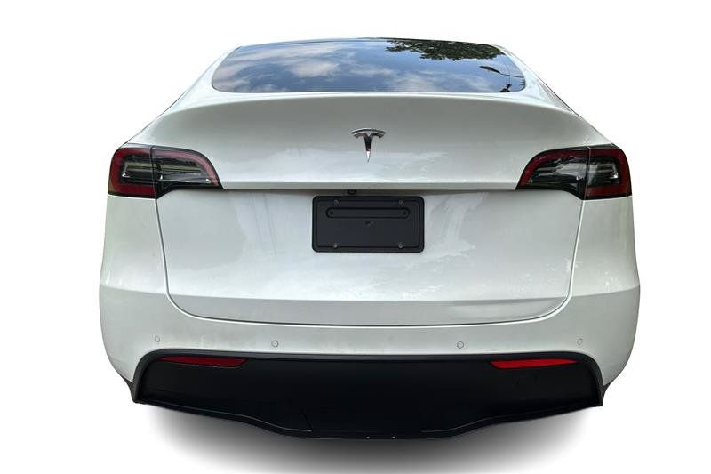 Used 2021 Tesla Model Y 2WD image 13
