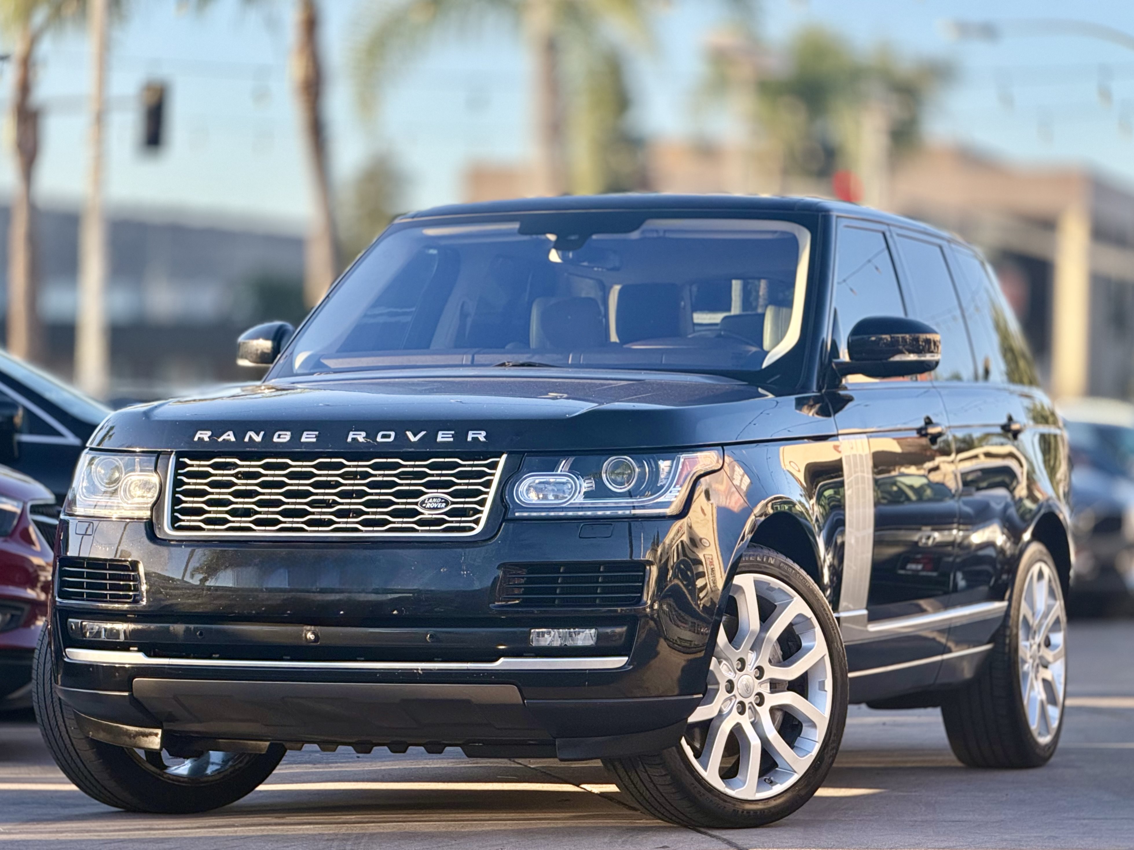 Used 2016 Land Rover Range Rover Supercharged AWD/4WD image 1