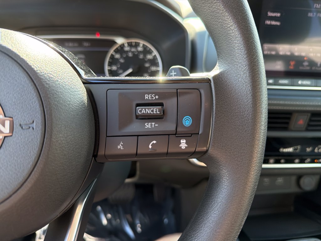 Used 2023 Nissan Rogue SV AWD/4WD image 21