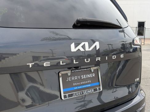 Used 2024 Kia Telluride EX X-Line AWD/4WD image 13