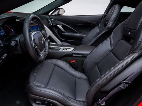 Used 2017 Chevrolet Corvette Grand Sport RWD image 23