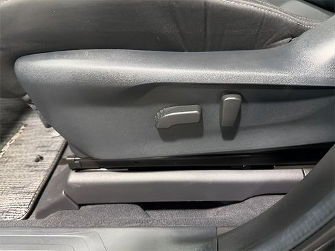 Certified 2024 Subaru Ascent Premium w/ Convenience Package image 12