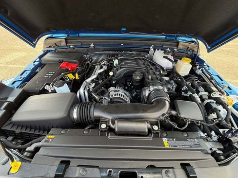 New 2026 Jeep Gladiator Sport image 18