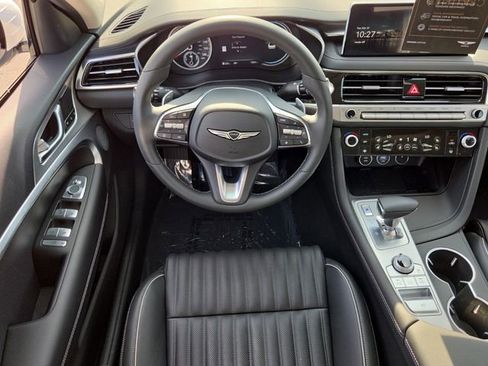 Used 2026 Genesis G70 2.5T Prestige image 15
