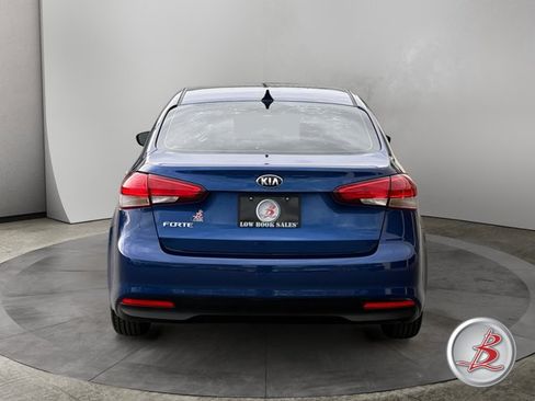 Used 2017 Kia Forte LX FWD image 6