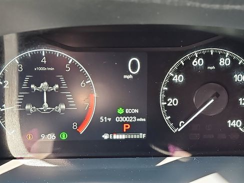 Used 2025 Honda Pilot Sport image 21