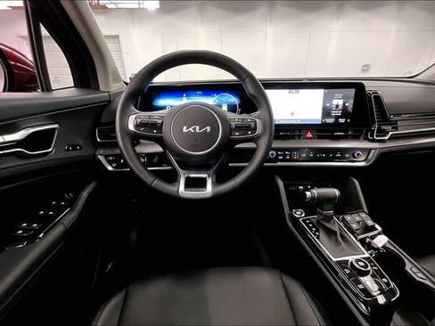 Used 2025 Kia Sportage SX FWD image 6